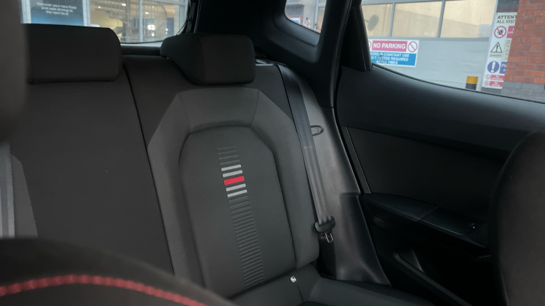 SEAT Arona 1.6 TDI 115 FR [EZ] 5dr Diesel Hatchback